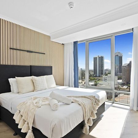 Legends Apartments - Qstay Gold Coast Bagian luar foto