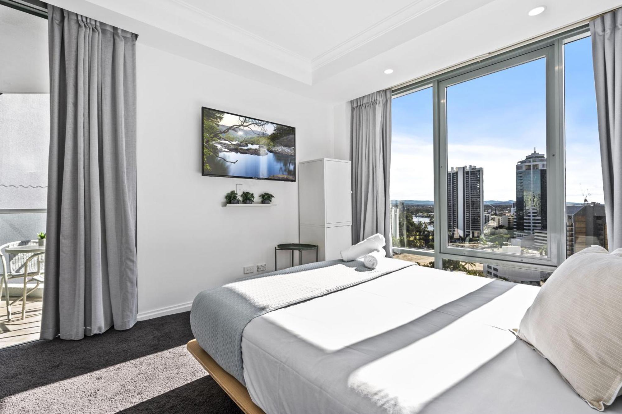 Legends Apartments - Qstay Gold Coast Bagian luar foto