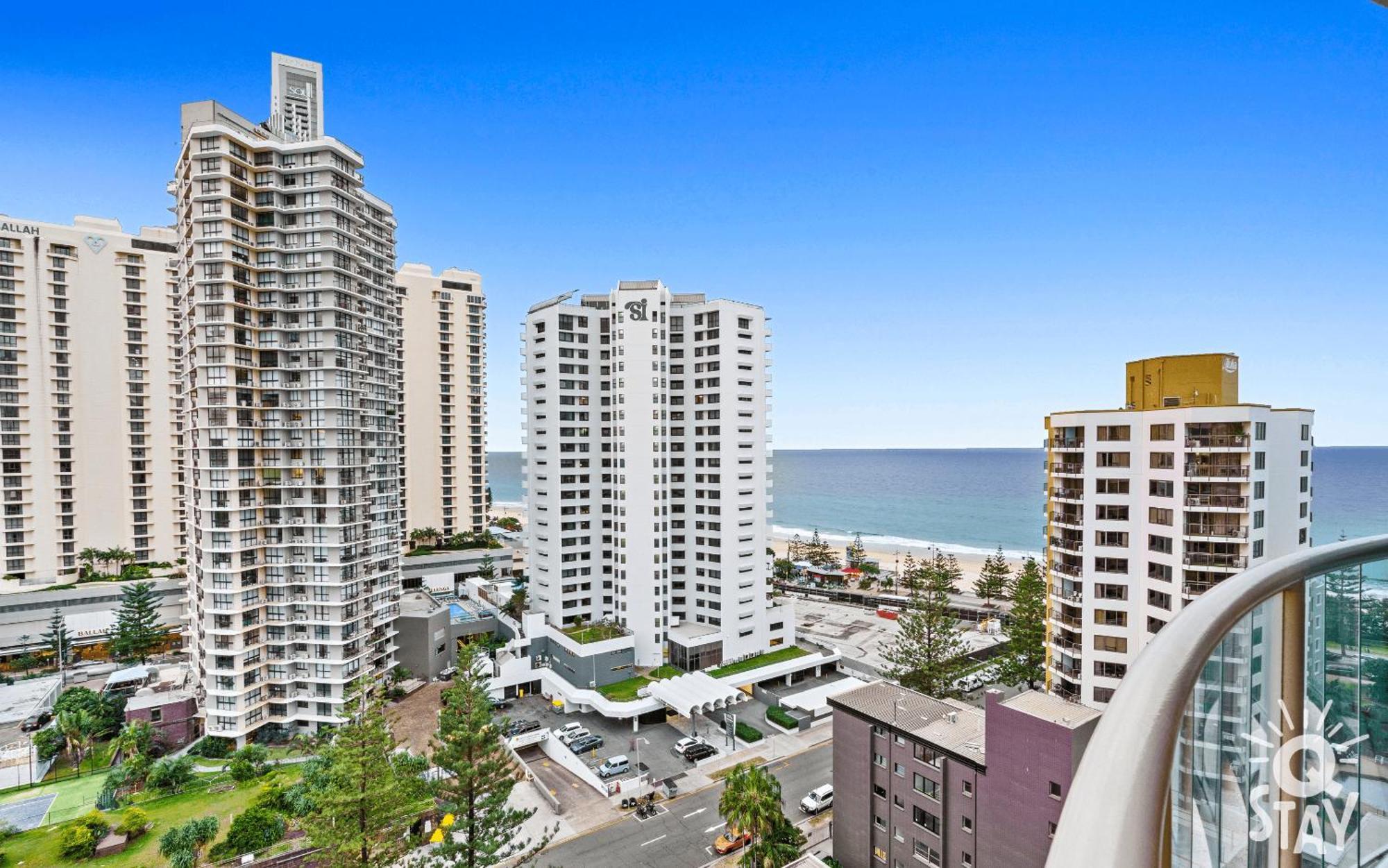 Legends Apartments - Qstay Gold Coast Bagian luar foto