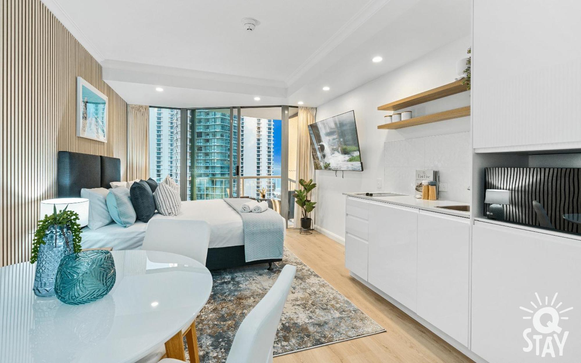 Legends Apartments - Qstay Gold Coast Bagian luar foto