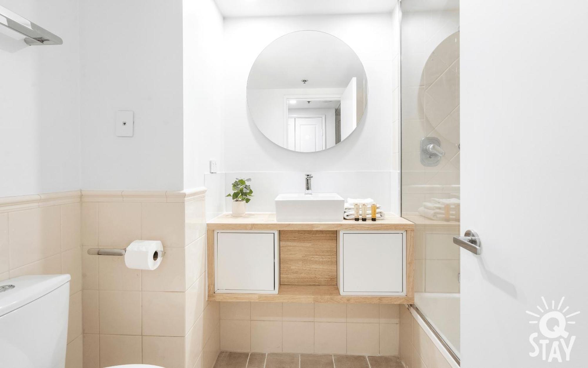 Legends Apartments - Qstay Gold Coast Bagian luar foto