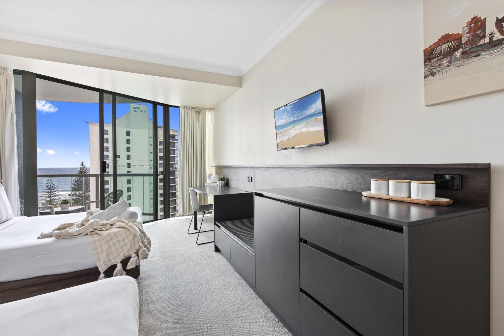 Legends Apartments - Qstay Gold Coast Bagian luar foto